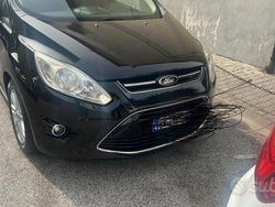 Usata 2014 Ford C-MAX Monovolume | 6000 €