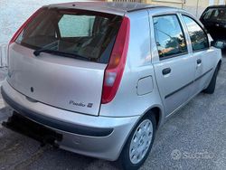Grigio Usata 2002 Fiat Punto Due volumi | 2000 € (Cara)