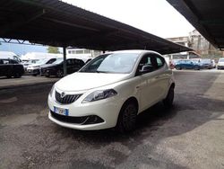Bianco Usata 2023 Lancia Ypsilon Gold Due volumi | 12.900 € (Buon prezzo)