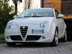 Bianco Usata 2011 Alfa Romeo MiTo Distinctive Due volumi | 4000 € (Buon prezzo)