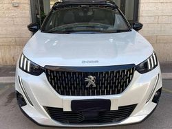 Bianco Usata 2020 Peugeot 2008 GT-line SUV | 19.900 € (Molto cara)