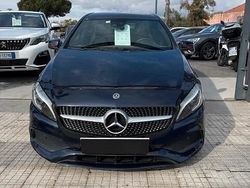 Blu Usata 2017 Mercedes A200 Premium Tre volumi | 15.900 € (Buon prezzo)