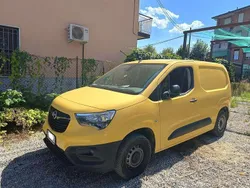 Giallo Usata 2024 Opel Combo Monovolume | 15.000 €