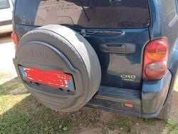 Usata 2004 Jeep Cherokee SUV | 6500 € (Buon prezzo)