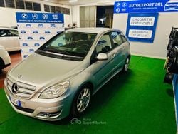 Argento Usata 2010 Mercedes B200 Monovolume | 5300 € (Buon prezzo)