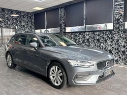 Grigio Usata 2019 Volvo V60 Business Edition Station wagon | 12.900 € (Buon prezzo)