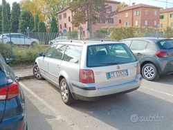 Grigio Usata 2002 VW Passat Station wagon | 2500 € (Molto cara)