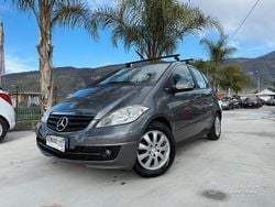 Grigio Usata 2011 Mercedes A160 Tre volumi | 4000 € (Ottimo prezzo)