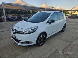 Bianco Usata 2015 Renault Scénic III Bose Edition Monovolume | 7500 € (Buon prezzo)