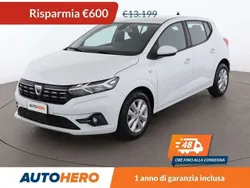 Bianco Usata 2022 Dacia Sandero Comfort Due volumi | 12.599 € (Buon prezzo)