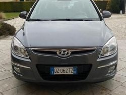 Grigio Usata 2009 Hyundai i30 Station wagon | 2700 € (Buon prezzo)