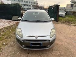 Grigio Usata 2009 Fiat Punto Evo Emotion Due volumi | 1950 € (Ottimo prezzo)