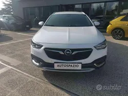 Bianco pastello Usata 2018 Opel Insignia Country Tourer S Station wagon | 13.900 € (Ottimo prezzo)