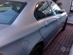 Grigio Usata 2001 Alfa Romeo 166 Tre volumi | 1500 €