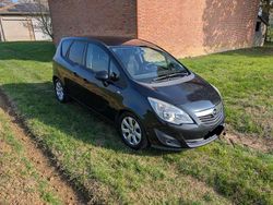 Nero Usata 2013 Opel Meriva Cosmo Monovolume | 3500 € (Buon prezzo)