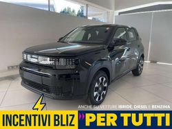 Nero cinema Nuova 2026 Fiat Grande Panda Icon Due volumi | 16.100 € (Super prezzo)