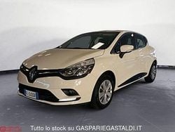 Beige Usata 2017 Renault Clio IV Zen Due volumi | 8900 € (Buon prezzo)