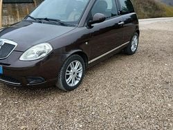 Usata 2010 Lancia Ypsilon Due volumi | 4200 € (Buon prezzo)