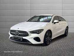 Bianco polare Usata 2024 Mercedes CLA180 Advanced Tre volumi | 31.800 € (Ottimo prezzo)