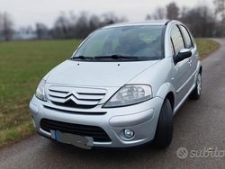 Grigio Usata 2009 Citroën C3 Exclusive Due volumi | 3200 € (Buon prezzo)