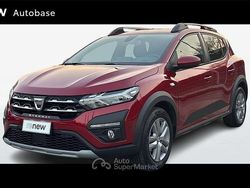 Rosso Usata 2022 Dacia Sandero Comfort Tre volumi | 13.490 € (Buon prezzo)