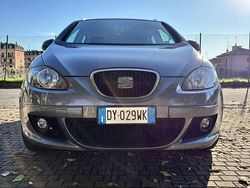 Usata 2009 Seat Altea XL Stylance Monovolume | 5000 € (Cara)