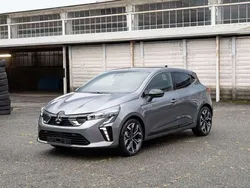 Grigio scuro Nuova 2024 Mitsubishi Colt Instyle Tre volumi | 27.200 € (Molto cara)