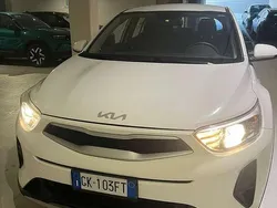 Bianco Usata 2022 Kia Stonic Style SUV | 13.500 € (Buon prezzo)