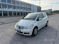 Bianco Usata 2009 Mercedes A160 Edition Tre volumi | 3600 € (Buon prezzo)