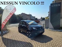Nero cinema Usata 2023 Fiat Panda Cross Cross Due volumi | 12.890 € (Buon prezzo)