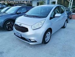 Argento Usata 2016 Kia Venga Active Due volumi | 7500 € (Ottimo prezzo)