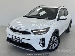 Bianco Usata 2025 Kia Stonic Style SUV | 16.900 € (Buon prezzo)
