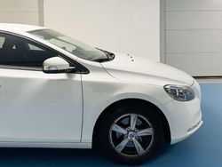 Bianco Usata 2017 Volvo V40 Momentum Station wagon | 11.500 € (Super prezzo)