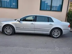 Argento Usata 2011 VW Phaeton Tre volumi | 12.500 €
