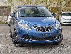 Blu/azzurro Usata 2023 Lancia Ypsilon Silver Due volumi | 10.615 € (Ottimo prezzo)
