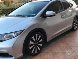 Grigio Usata 2014 Honda Civic Station wagon | 7500 € (Cara)