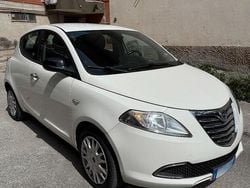 Bianco Usata 2012 Lancia Ypsilon Due volumi | 4500 € (Ottimo prezzo)