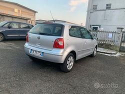 Grigio Usata 2004 VW Polo Due volumi | 2000 € (Buon prezzo)