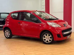 Rosso Usata 2010 Peugeot 107 Due volumi | 4500 € (Cara)
