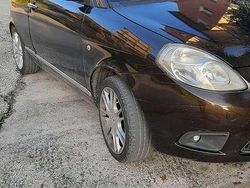 Usata 2006 Lancia Ypsilon Due volumi | 2300 € (Buon prezzo)
