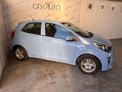 Blu/azzurro Usata 2018 Kia Picanto Due volumi | 7990 € (Ottimo prezzo)