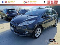 Usata 2012 Ford Fiesta Tre volumi | 4900 € (Buon prezzo)