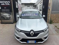 Grigio chiaro Usata 2016 Renault Mégane GrandTour Zen Station wagon | 8500 € (Ottimo prezzo)