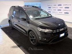 Nero metallizzato Usata 2022 Dacia Jogger Extreme Monovolume | 15.900 € (Buon prezzo)