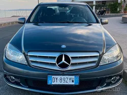 Usata 2009 Mercedes C220 Elegance Tre volumi | 5000 € (Ottimo prezzo)
