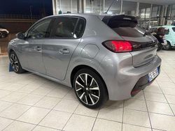 Grigio Usata 2021 Peugeot 208 Allure Due volumi | 14.900 € (Buon prezzo)