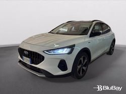 Frozen white Usata 2022 Ford Focus ST-Line Tre volumi | 17.200 € (Buon prezzo)