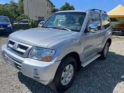 Argento Usata 2004 Mitsubishi Pajero SUV | 8900 € (Buon prezzo)