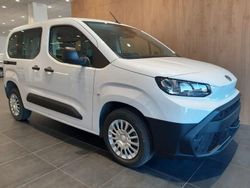 Bianco Nuova 2025 Toyota Proace Verso City Station wagon | 25.900 € (Molto cara)