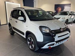 Bianco Nuova 2025 Fiat Grande Panda Cross Due volumi | 12.990 € (Ottimo prezzo)